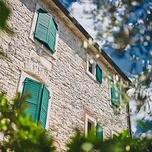 Casa Romantica La Parenzana Nocleg ze śniadaniem Buje